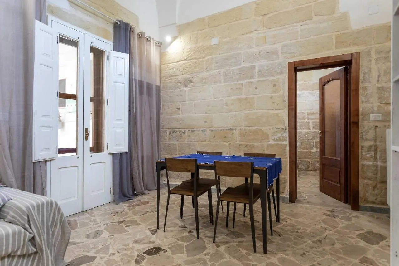 Dimora Dei Peruzzi Apartment Lecce