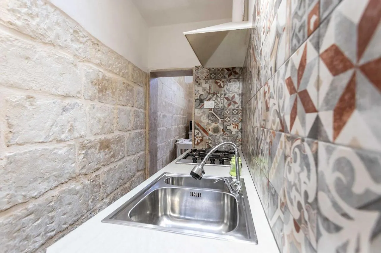 Dimora Dei Peruzzi Apartment Lecce Italy